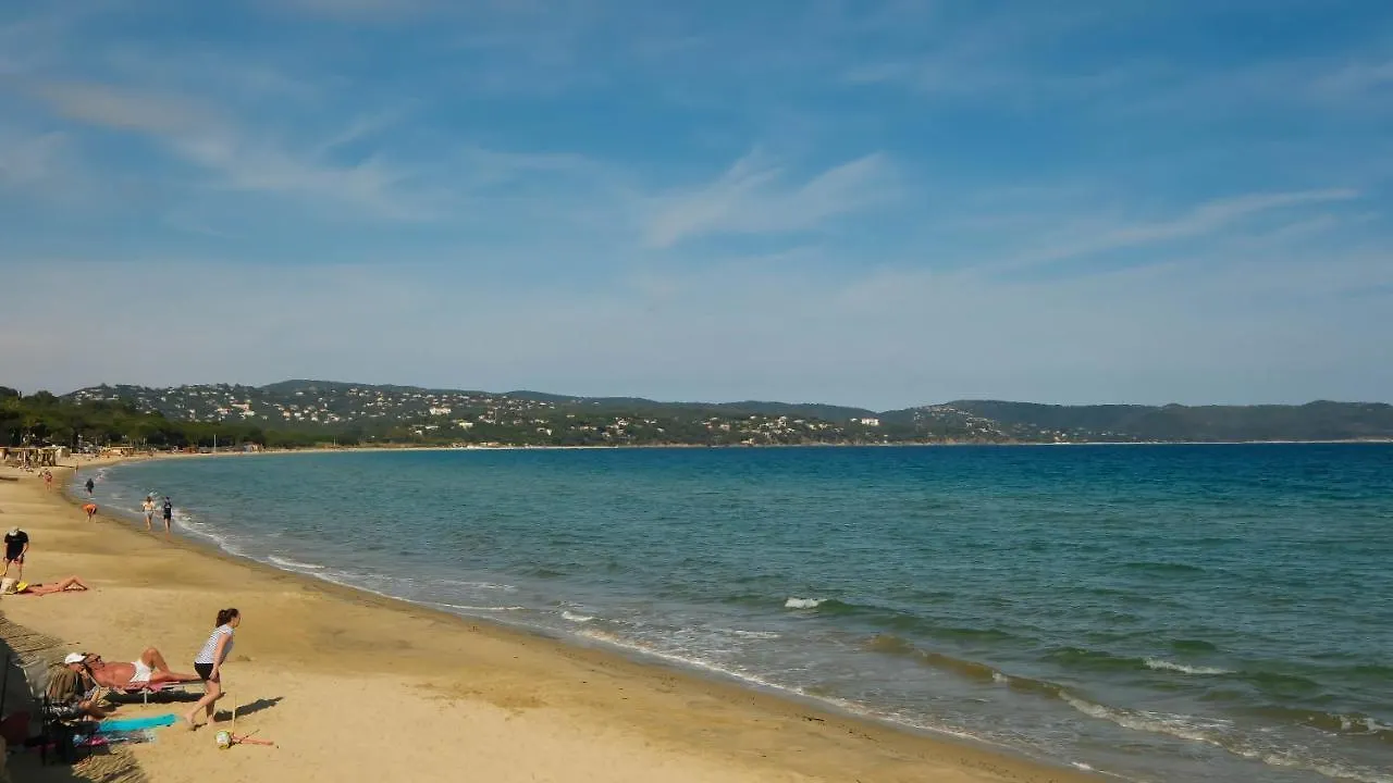 Rez De Jardin A 100M De La Mer Cavalaire-sur-Mer 0*,  France
